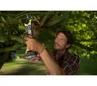 Worx Sekator akumulatorowy WG330E