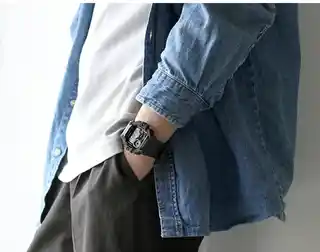Casio WS 1700H 8AV zegarek sportowy męski cyfrowy moonphase, stalowa bransoleta, wodoodporność 100m, koperta stalowa, funkcje alarmu i stoperu