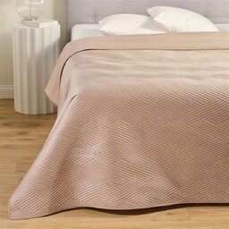 Jednokolorowa narzuta na łóżko z wytłoczonym wzorem Trialett