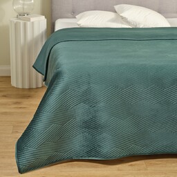 Jednokolorowa narzuta na łóżko z wytłoczonym wzorem Trialett