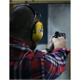 Strzelanie na strzelnicy Leżajsk