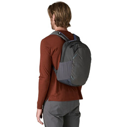 Patagonia Plecak Miejski Atom Day Pack 24L Szary/Niebieski