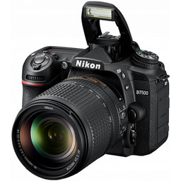Aparat Nikon D7500 Obiektyw Nikon Nikkor 18-140 mm
