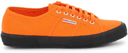 Sneakersy marki Superga model 2750-CotuClassic-S000010. Kolor Pomarańczowy, Obuwie