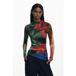 Sweter zaprojektowany przez Mr. Christian Lacroix