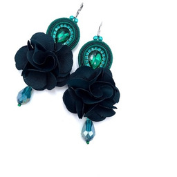 Pakamera Kolczyki sutasz zielone boho z kwiatami Bloom