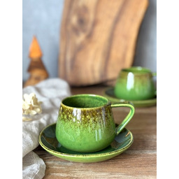Pakamera Filiżanka ze spodkiem beczułka zielona ręcznie robiona