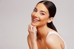 Voucher kwotowy na usługi kosmetologiczne w Olmed Beauty