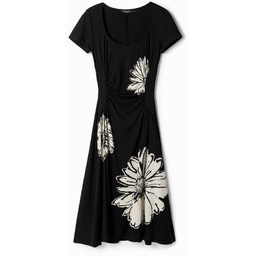 Sukienka midi z krótkim rękawem, dekoltem i margaritkami.