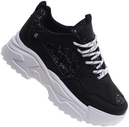 Czarne buty sportowe na platformie