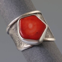 Pakamera Pierścionek z koralem