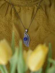 Gwiaździste niebo - wisior srebrny z lapis lazuli