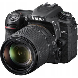 Nikon D7500 Af-s DX 18-140 mm f/3.5-5.6 G