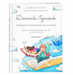 Atlas geograficzny z nadrukiem dla chłopca na pasowanie