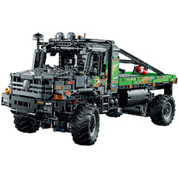 Lego Technic 42129 Ciężarówka Mercedes-Benz Zetros z napędem