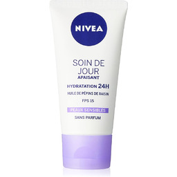 NIVEA Essential Day Care 24H Nawilżanie + łagodzące