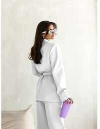 Modny garnitur z szerokimi nogawkami KEIKO - biały