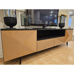 Szafka RTV LUGA 200 cm ryflowane fronty, czarne