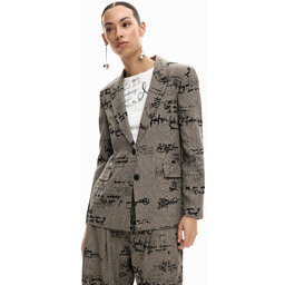 marynarka w kratę z nadrukiem liter