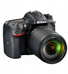 Lustrzanka Nikon D7200 korpus obiektyw 18-105