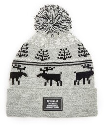 Cropp - Szara zimowa czapka z motywem świątecznym