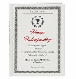 Encyklopedia przyrody z nadrukiem dla chłopca jako nagroda