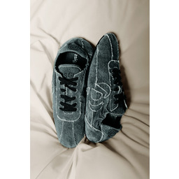 But sportowy logo denim studio