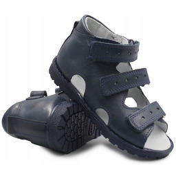 Sandały profilaktyczne dla chłopca do szkoły z obcasem