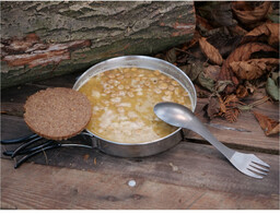 Zupa Arpol grochowa z mięsem zagęszczona 850 g.