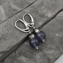 Pakamera Kolczyki srebrne Szary jadeit i granat