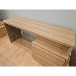 Szafka RTV NOR szklane półki, 2 szuflady, nowoczesna