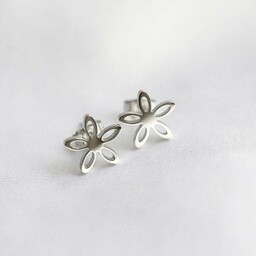Kolczyki srebrne kwiatuszki wkrętki ze stali szlachetnej