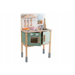 Drewniana kuchnia z akcesoriami