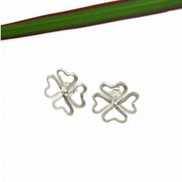 Koniczynka III biała - kolczyki na sztyftach