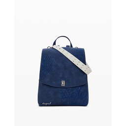 Mały plecak z klapką z tłoczeniami