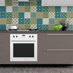 Naklejki na płytki.