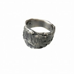 Lawa duża - pierścionek srebrny