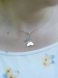 Zawieszka srebrna - Butterfly white
