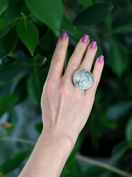 Pluton duży szary - pierścionek srebrny