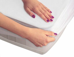 Darymex Ochronne prześcieradło z gumką 200x220 biały 01