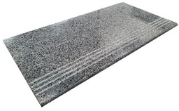 Płytka schodowa ryflowana granitowa G654 NEW poler 30,5x61x1