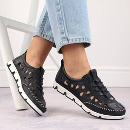 Skórzane półbuty damskie wsuwane ażurowe granatowe Rieker 49956-14