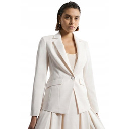 Karen Millen Kremowa Marynarka z Klasycznymi Klapami