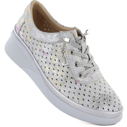 Skórzane półbuty damskie ażurowe na koturnie szare Vinceza