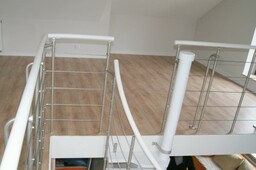 Balustrada metalowa do schodów kręconych BARDA model AGA