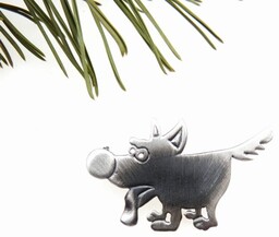 Broszka srebrna artystyczna z Pieskiem Atosem szara