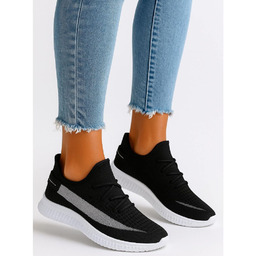 Wsuwane ażurowe czarne buty sportowe