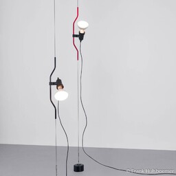 FLOS Parentesi - stojąca lampa wisząca, czarna