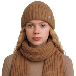 Zimowy komplet damski czapka i szal camel