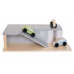 Drewniany Garaż, Parking I Myjnia Dla Aut, Jabadabado